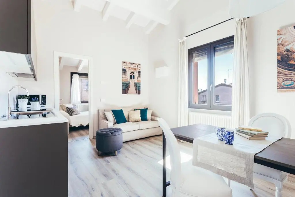 Opera Residence - by Bologna Residences