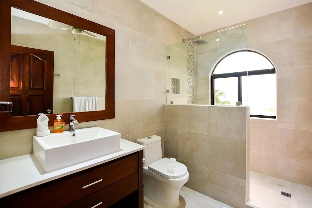 Elegant 3BR Beachfront Condo with Spacious Interior, Ocean-View Terrace & Direct Access to Playa Flamingo
