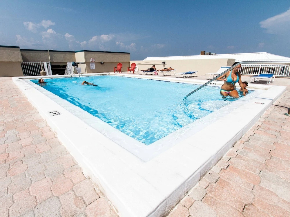 Gulfside by Brooks and Shorey Resorts