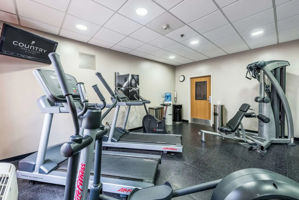 Country Inn & Suites by Radisson, Cookeville, TN