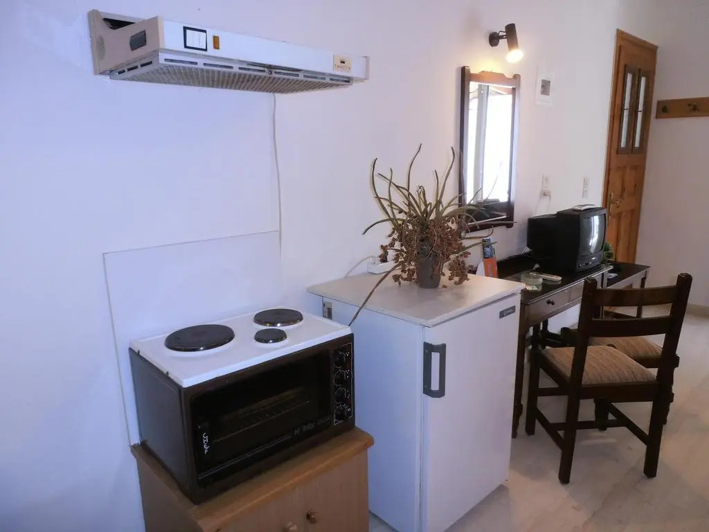 Anna Studio and Apartments
