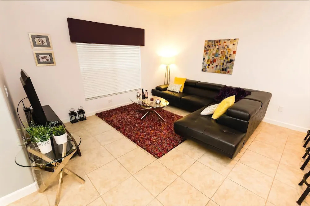 4 bedroom villa at Paradise Palms