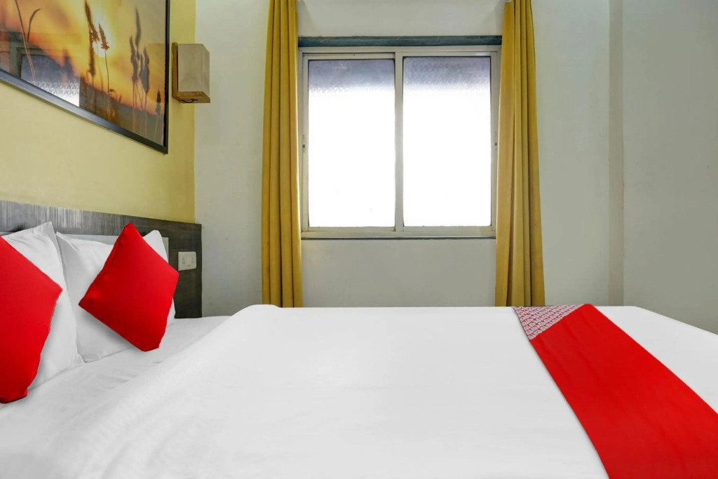 OYO Flagship 80575 Satnam Inn