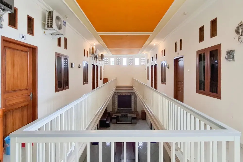 RedDoorz Syariah at Jalan Panglima Sudirman Probolinggo