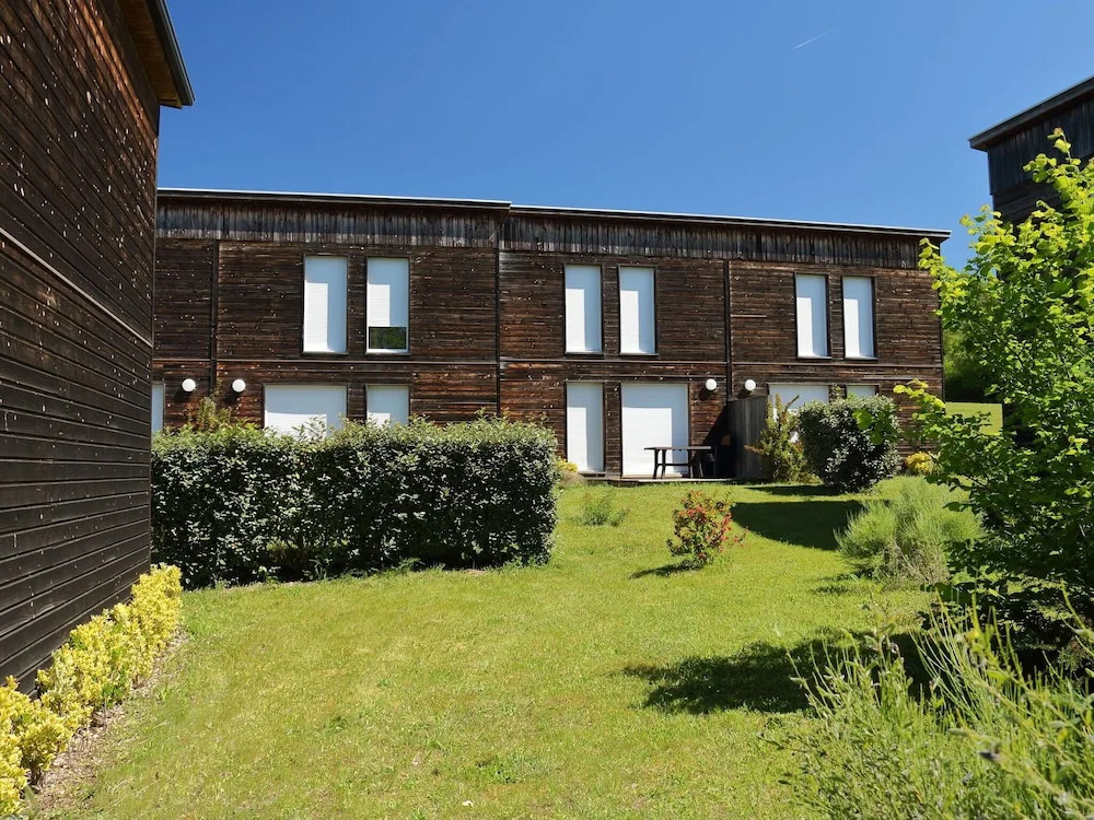 Neat Apartment With a Bbq, Near Montréal du Gers