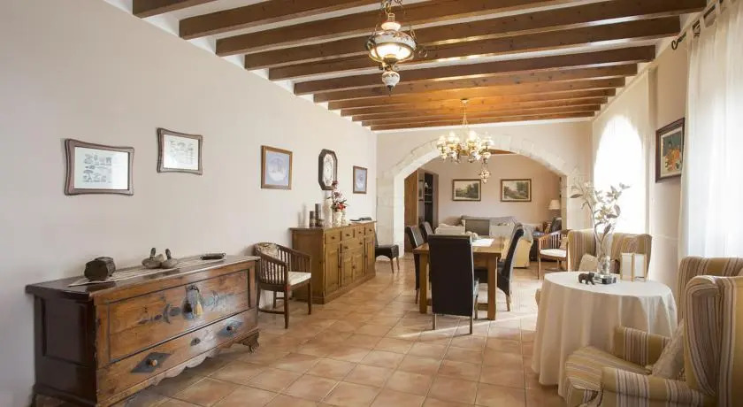 Villa Mitja Pla