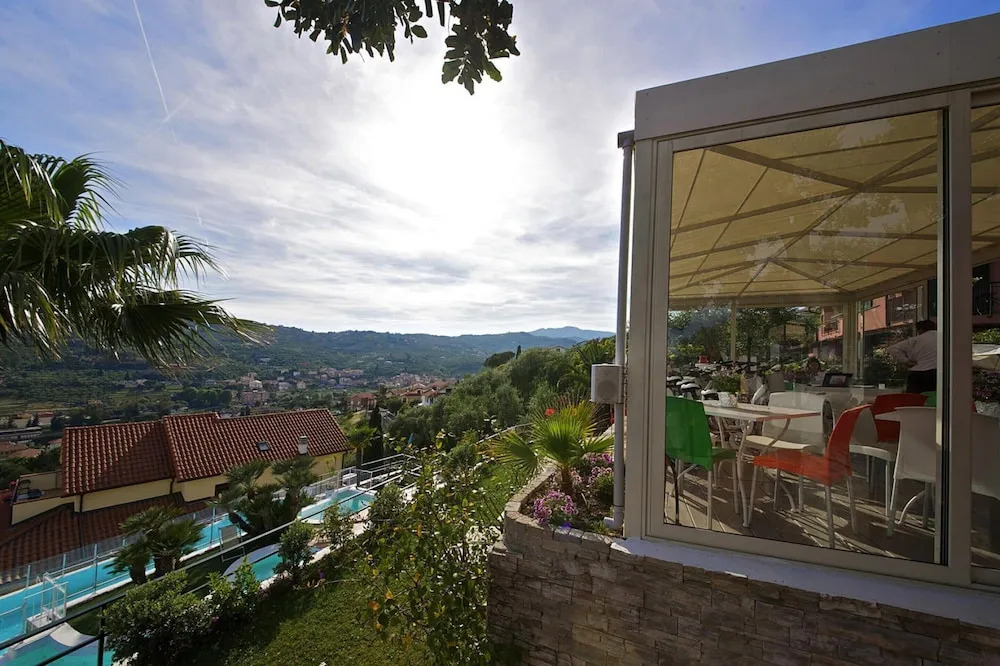 Holiday Villa Apartment in Imperia