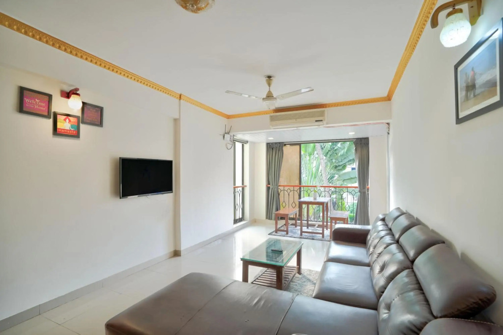 Amazing Pool View 2BHK Candolim Goa Apartment