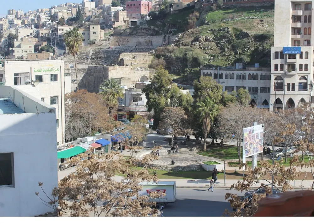 Jawal Hostel