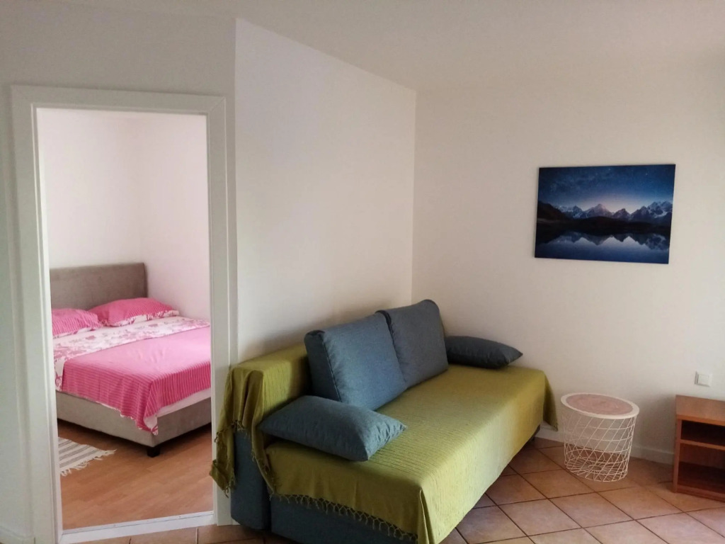 Sab - 40 m from beach - A2(4+2)