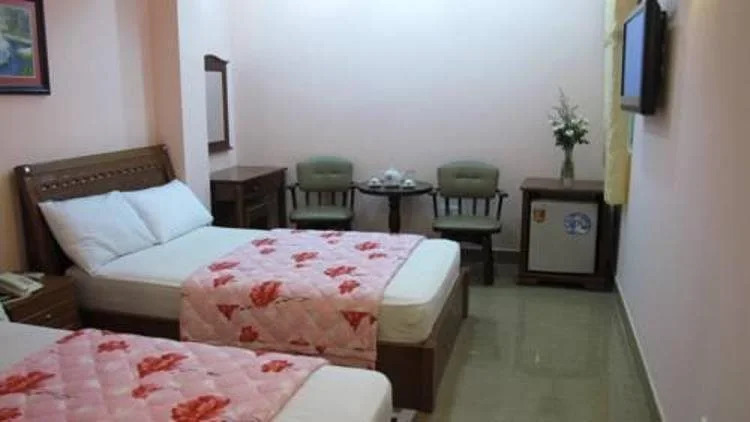 Tan Hoang Yen Phan Van Tri Hotel