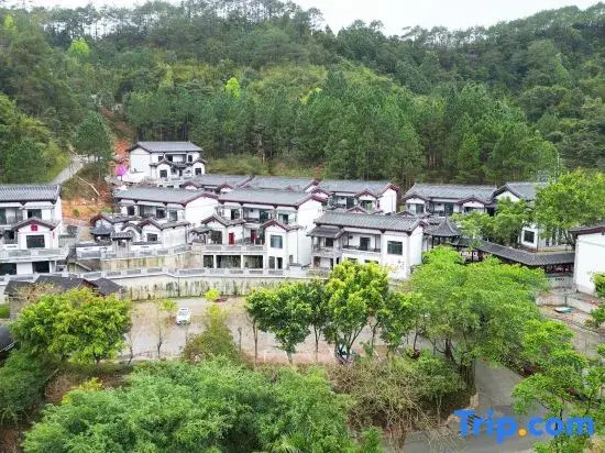 Nianhuagu Hotel (Tianlu Mountain Resort)