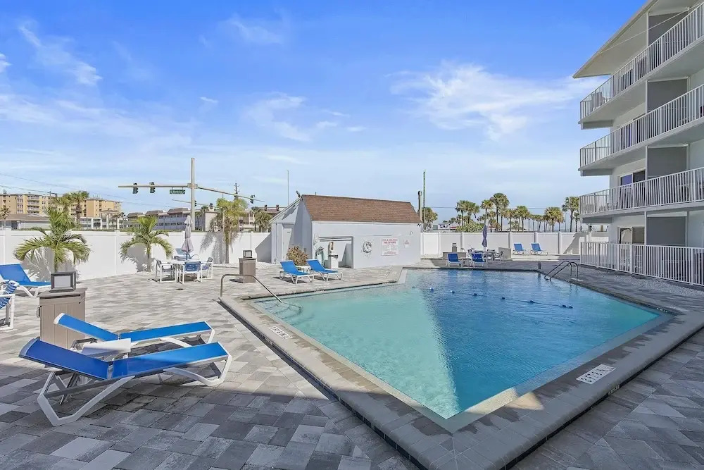 Mariner's Cove 308