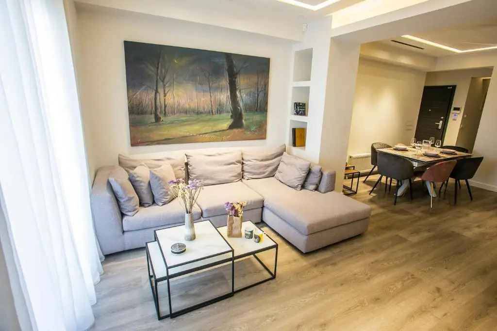 The Lux2 a gorgeous apartment