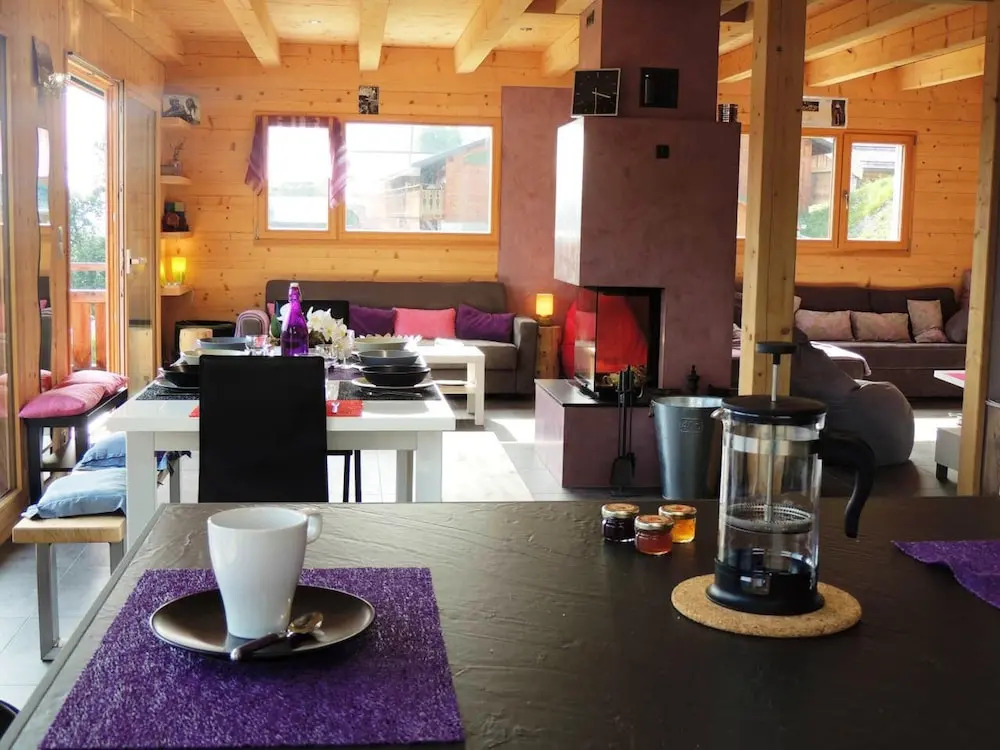 Chalet with 5 Bedrooms in Les Gets, with Wonderful Mountain View, Furnished Garden And Wifi