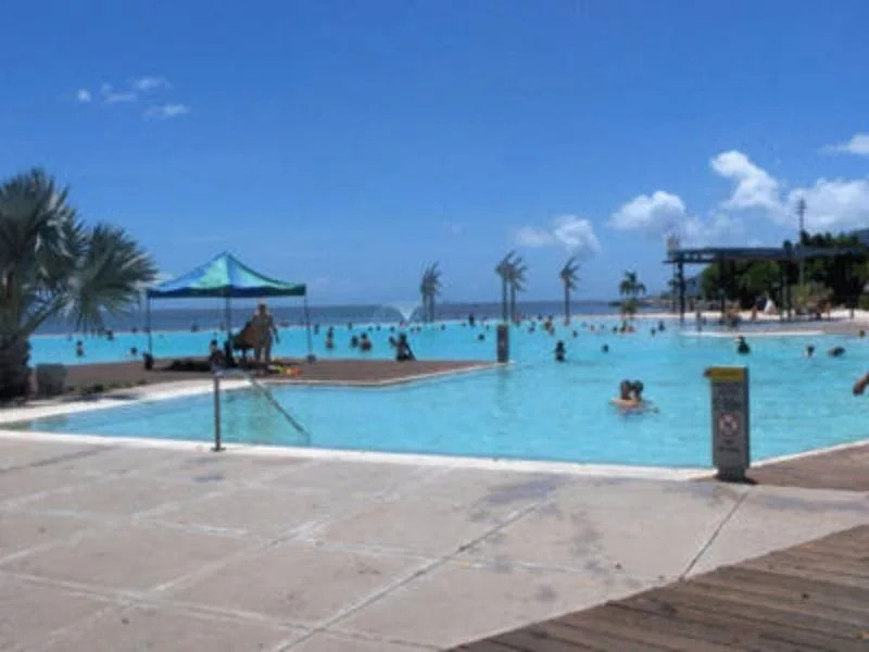Waterfront Backpackers - Hostel