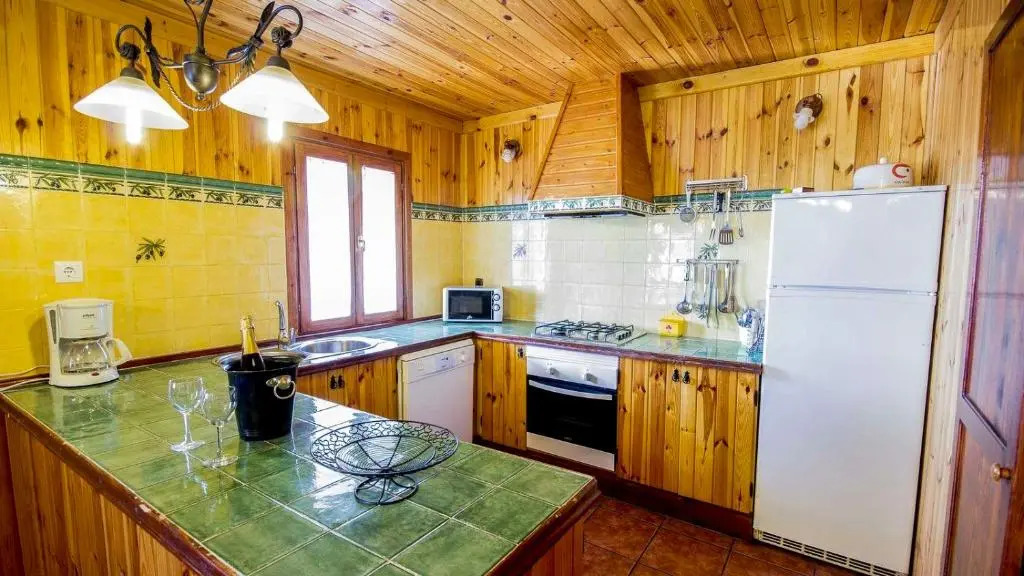 Casa Las Olivas Sayalonga by Ruralidays