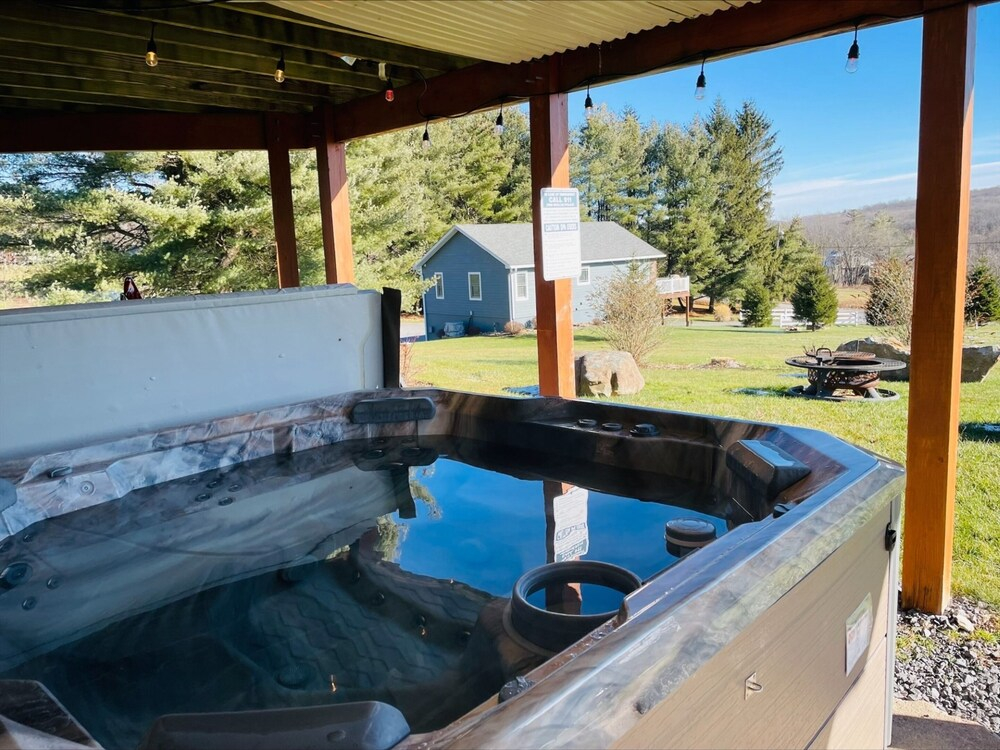 3 Bears Lodge by Taylor Made Deep Creek
