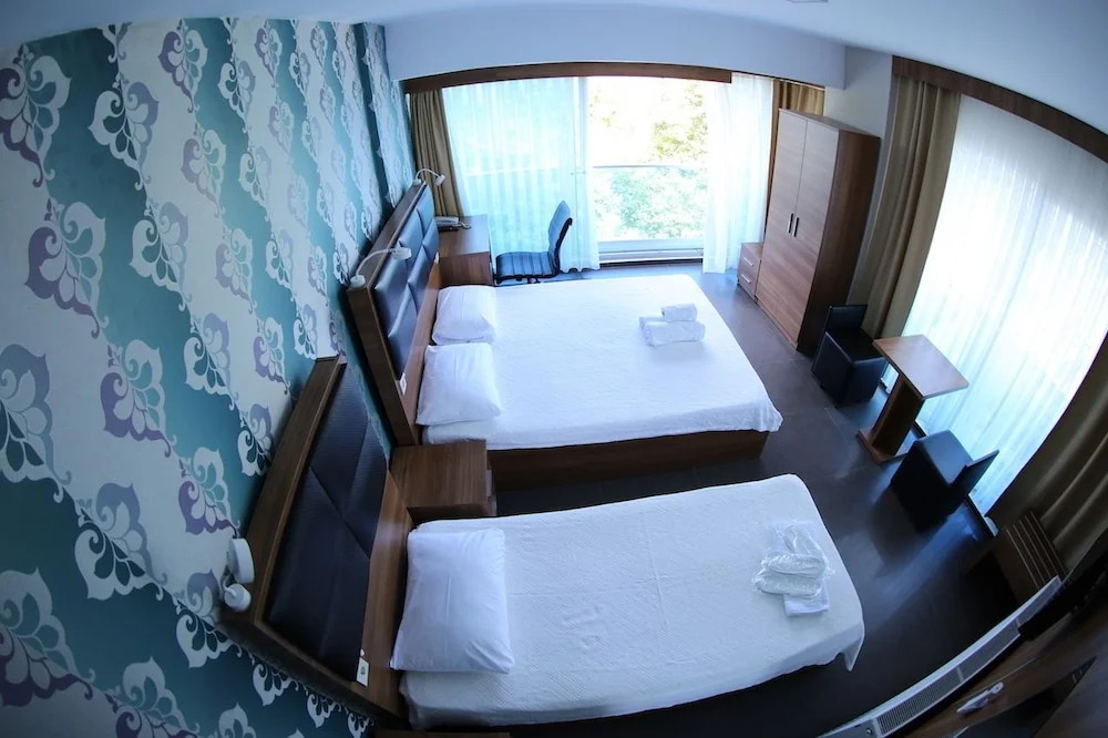 Bayraktar Hotel