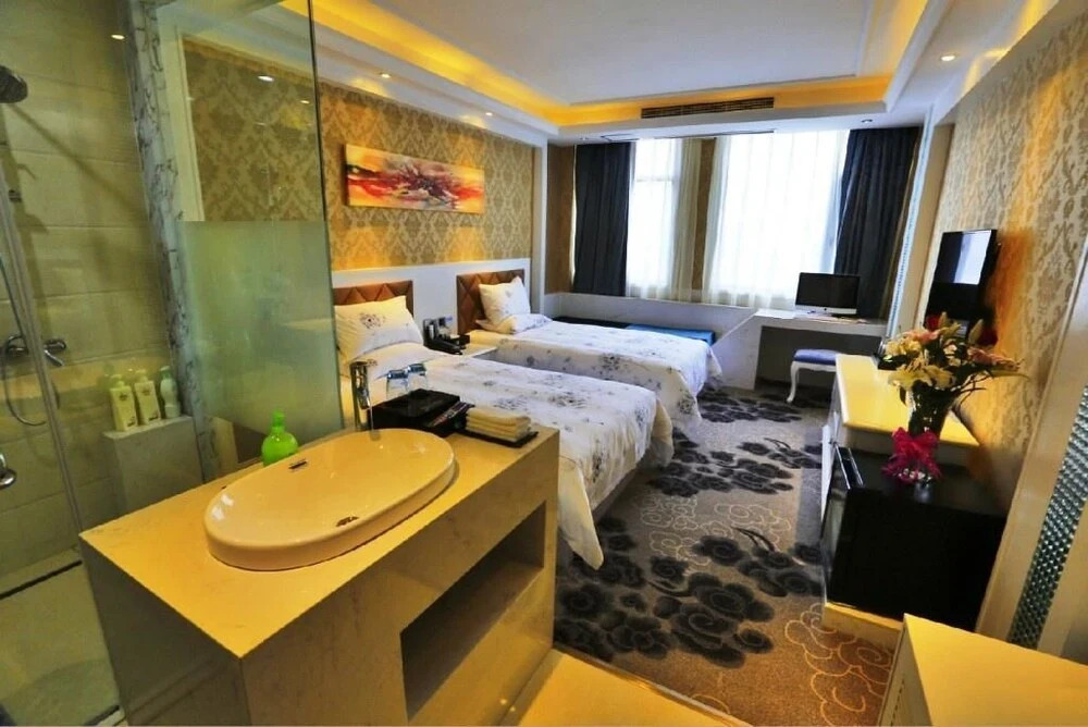 Shidongjin Art Hotel (Xixia Yigao Branch)