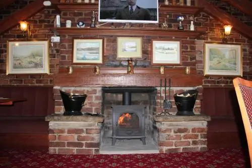 Victoria Hotel