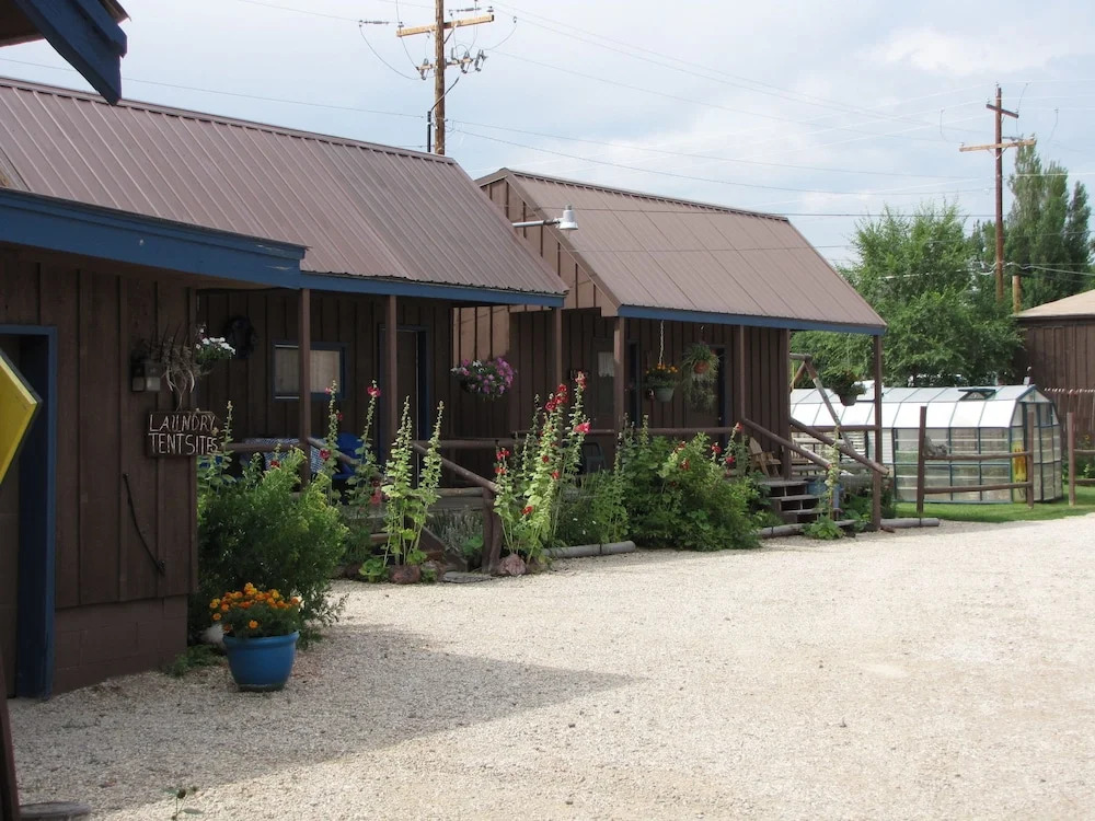 Blue Gables Motel