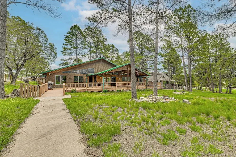 Hot Tub & Deck: Home 1 Mi to Ruidoso River!