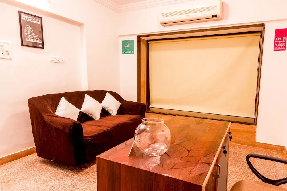 Hotel Lake View Residency