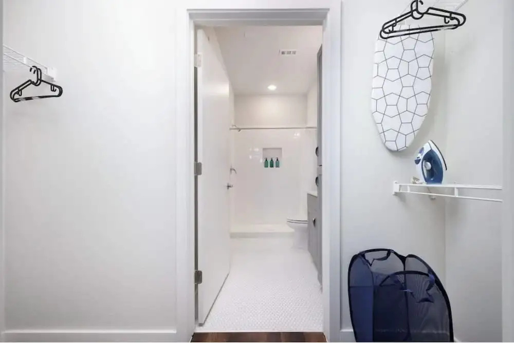 Labor by Stylish Stays
