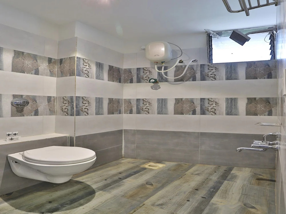 Hotel Hill City by OYO Rooms