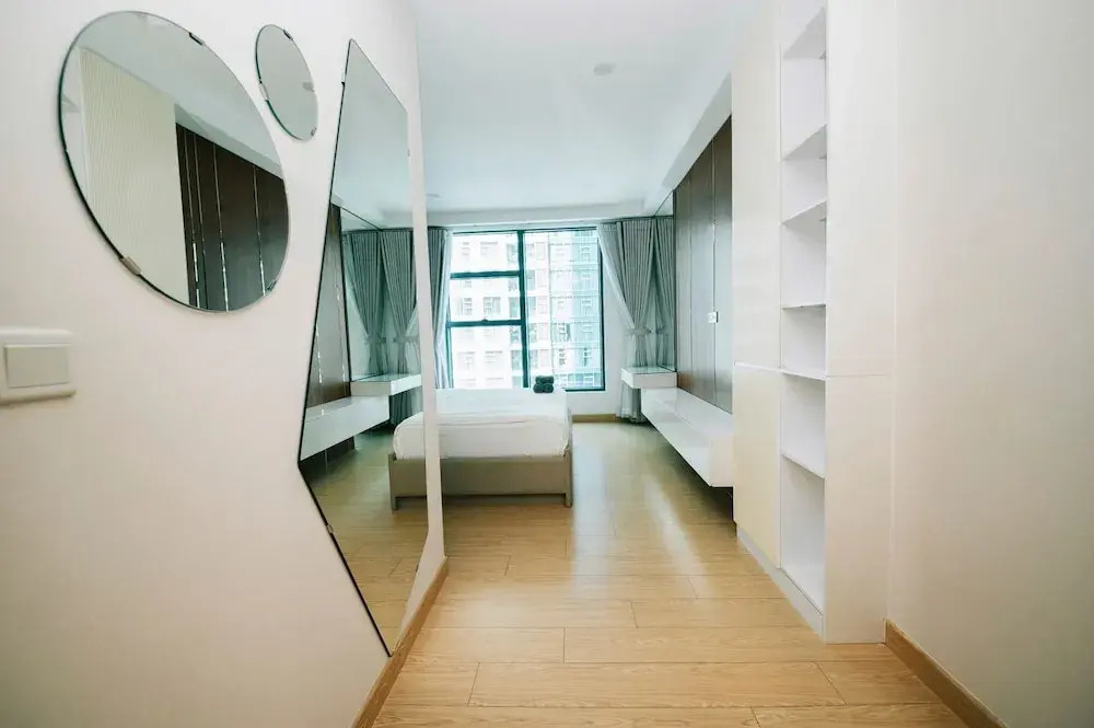 Sunwah Pearl Suites