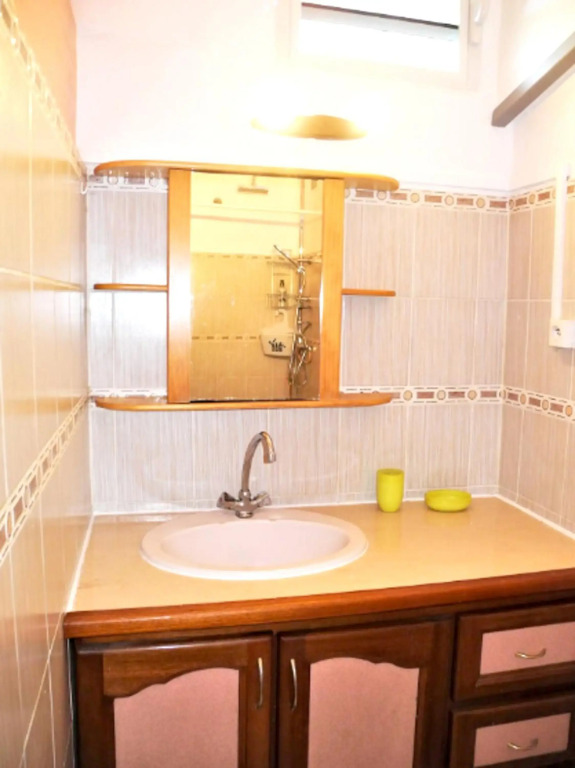 Bungalow d'une chambre avec vue sur la mer jardin clos et wifi a Deshaies