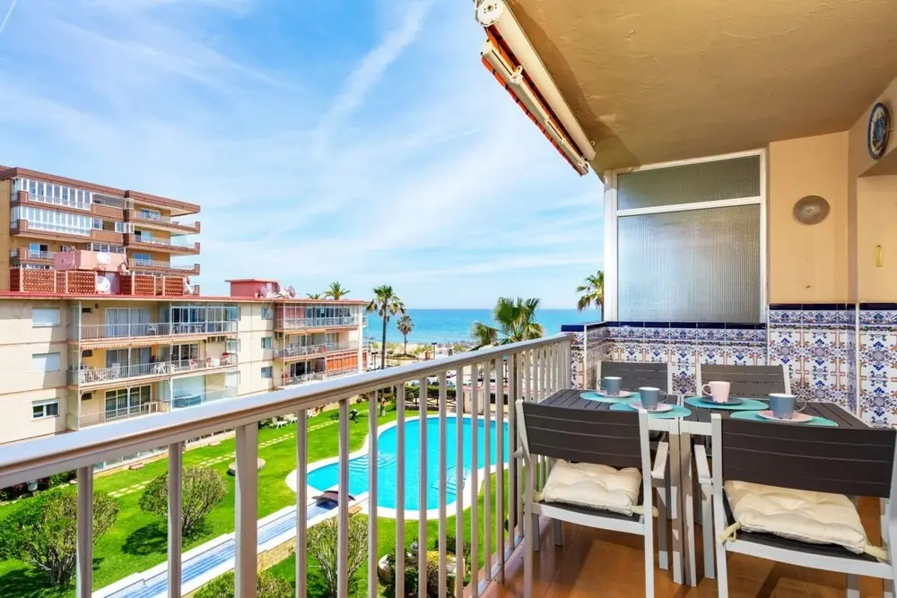 Apartment - 2 Bedrooms with Pool, WiFi and Sea views - 107864