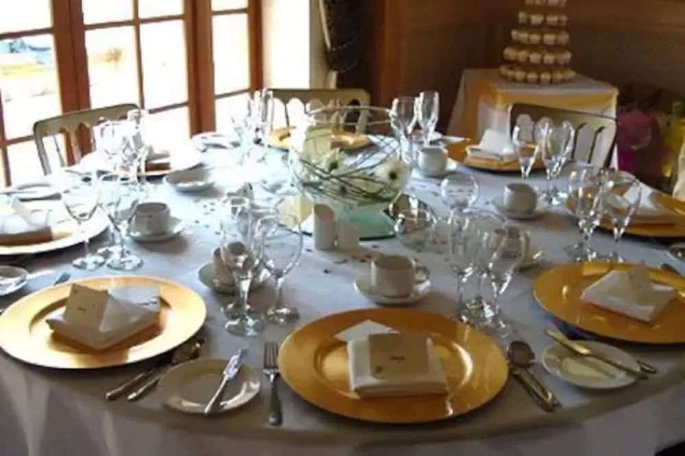 Newtown House Hotel