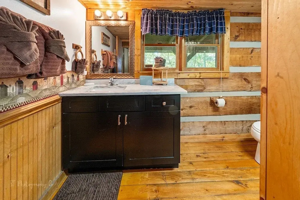 Olde Tyme Way Cabins 3526