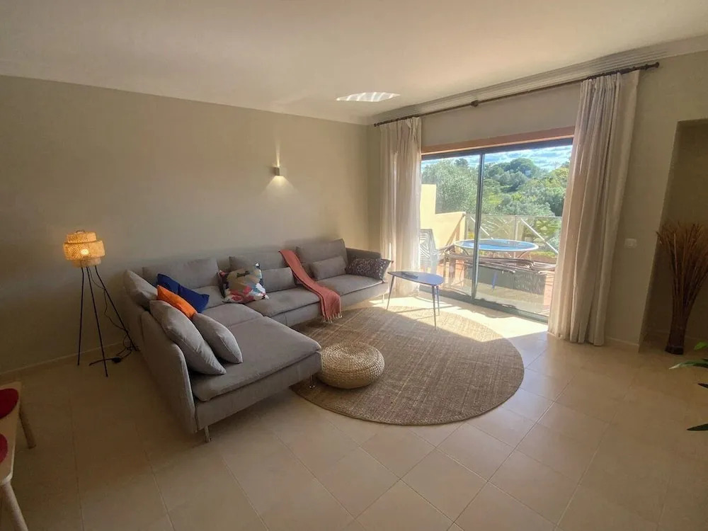 Luxury Ground-floor Appartment 5 Stars, 2 Bedrooms, 2 Bathrooms, Free Wifi