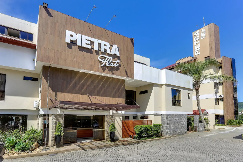 Flat Pietra