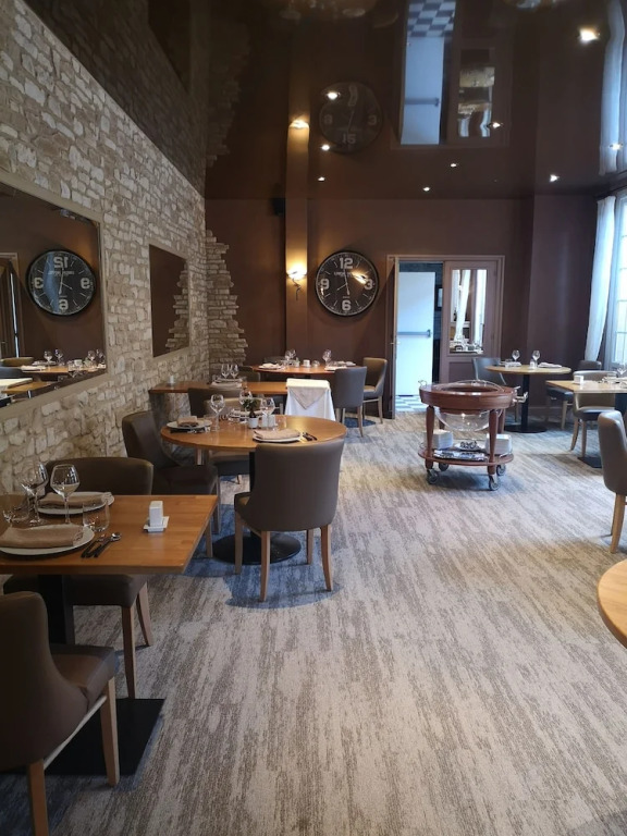 Logis Hôtel Les Airelles Neufchâtel En Bray