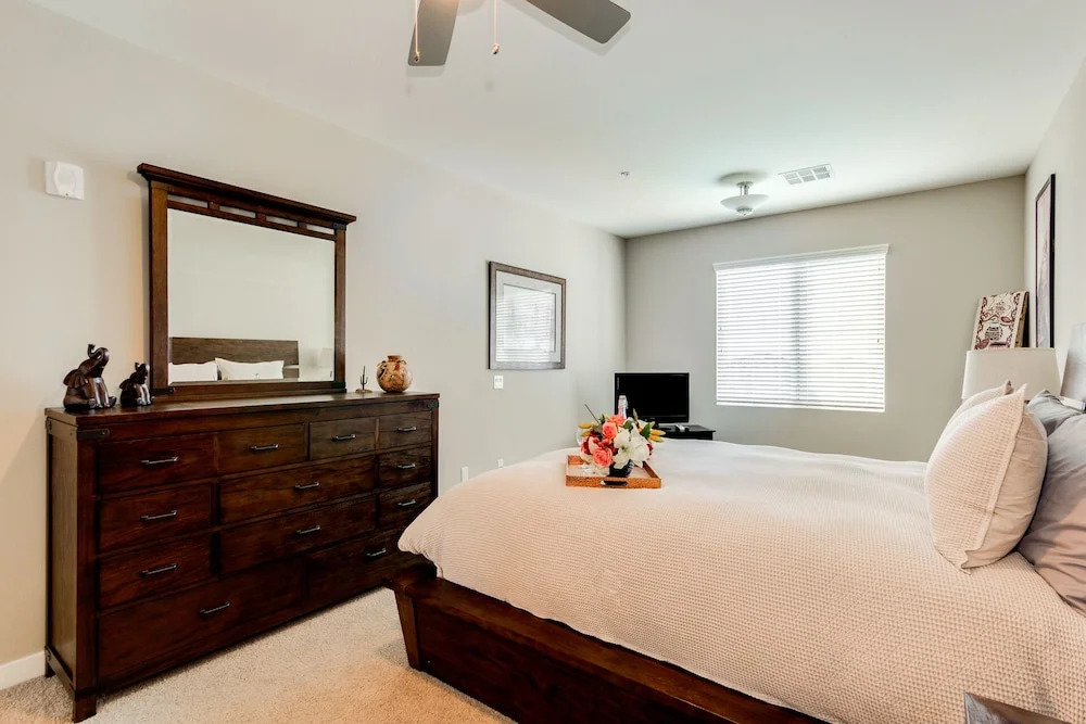 Queen Creek #445 - 3 Br Condo