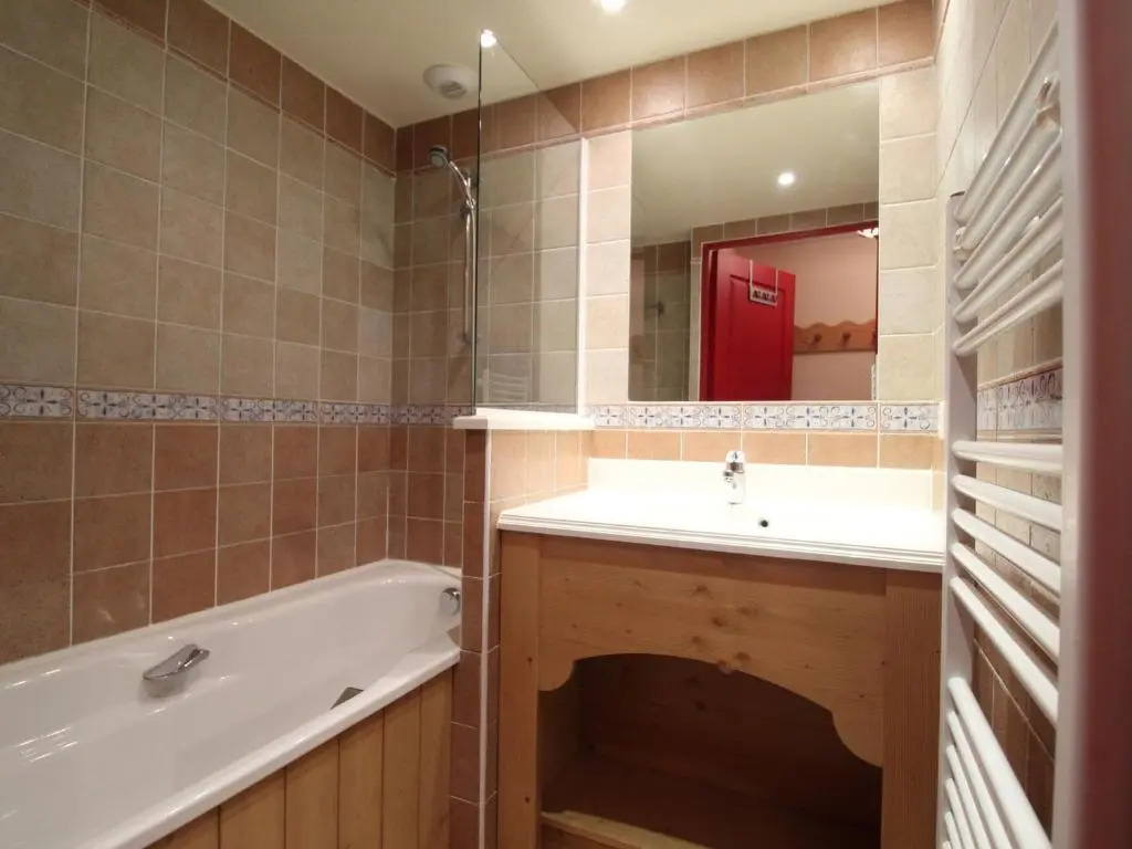 Appartement Lanslebourg-Mont-Cenis, 3 pièces, 6 personnes - FR-1-508-121