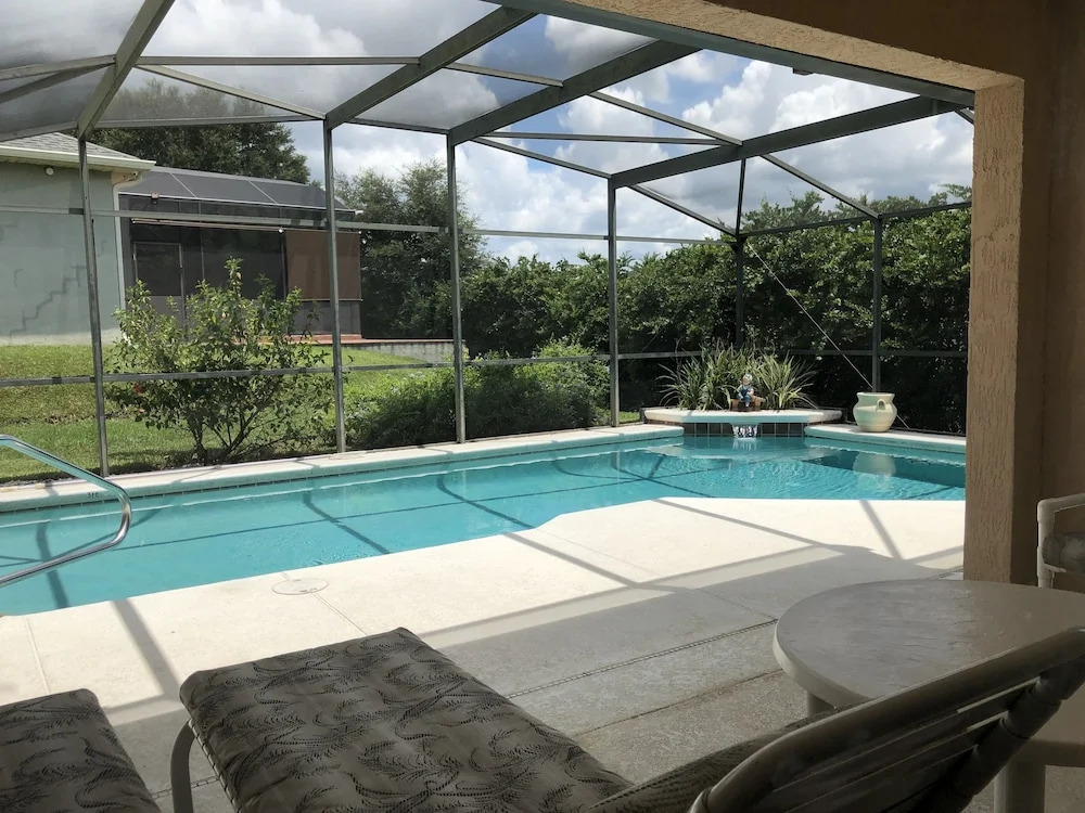 Lovely 4 Bed Home with Private Pool in Disney Area TR215MD