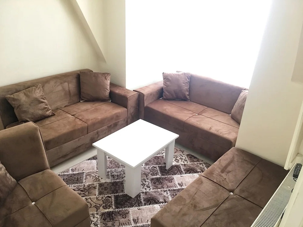 Eskisehir Suit