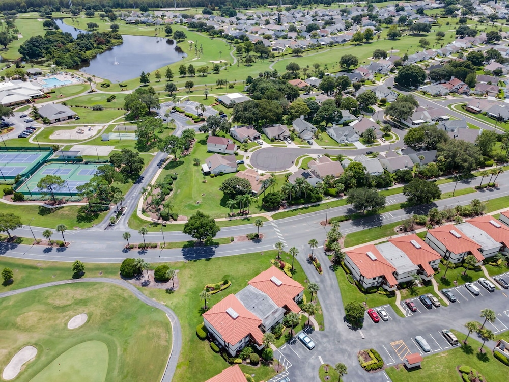 Luxury House - Sleeps 8 Golf Disney Family Fun