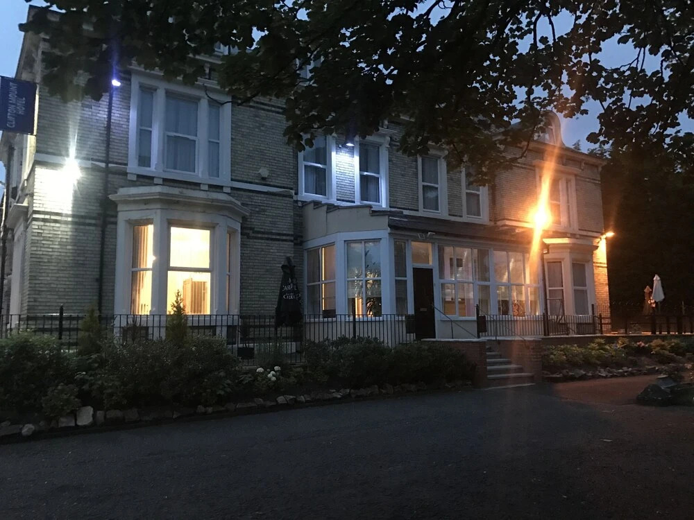 Clifton Mount Hotel