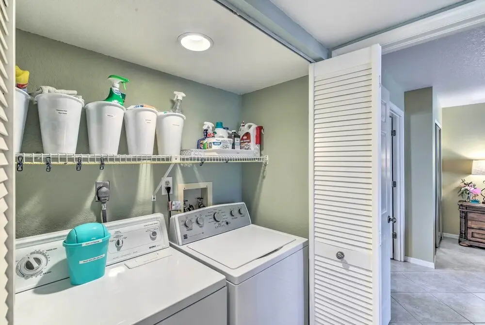 Waterfront Condo w/ Dock - Walk to Fishermens!