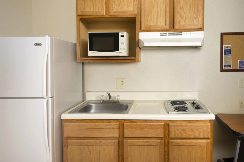 Extended Stay America Select Suites - Wichita - North