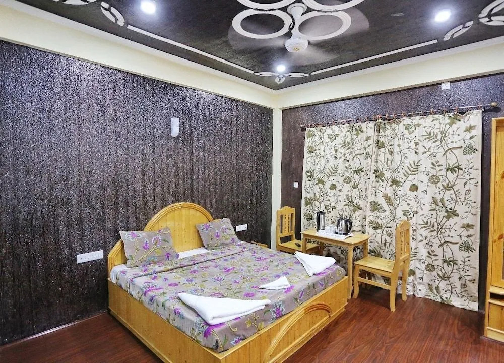 Hotel Shefaf
