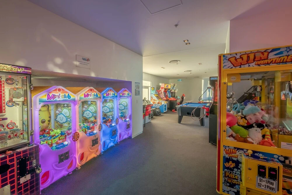 Circle on Cavill Apartments - Hosted by Wow Stay - No Parking Included