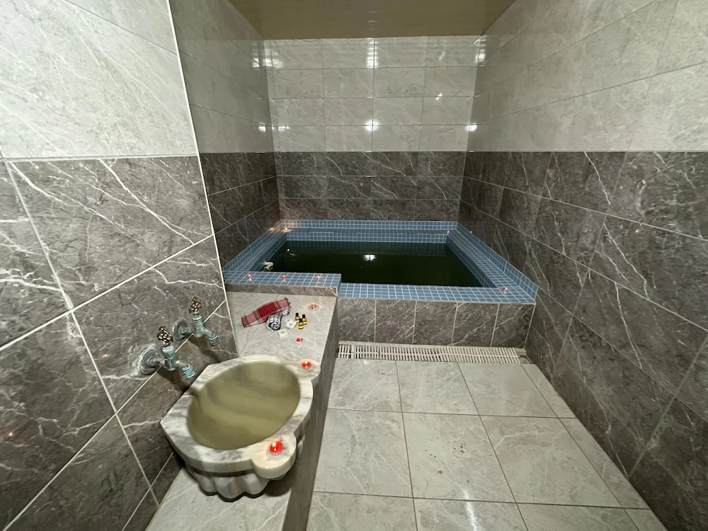 Cakir Termal Otel