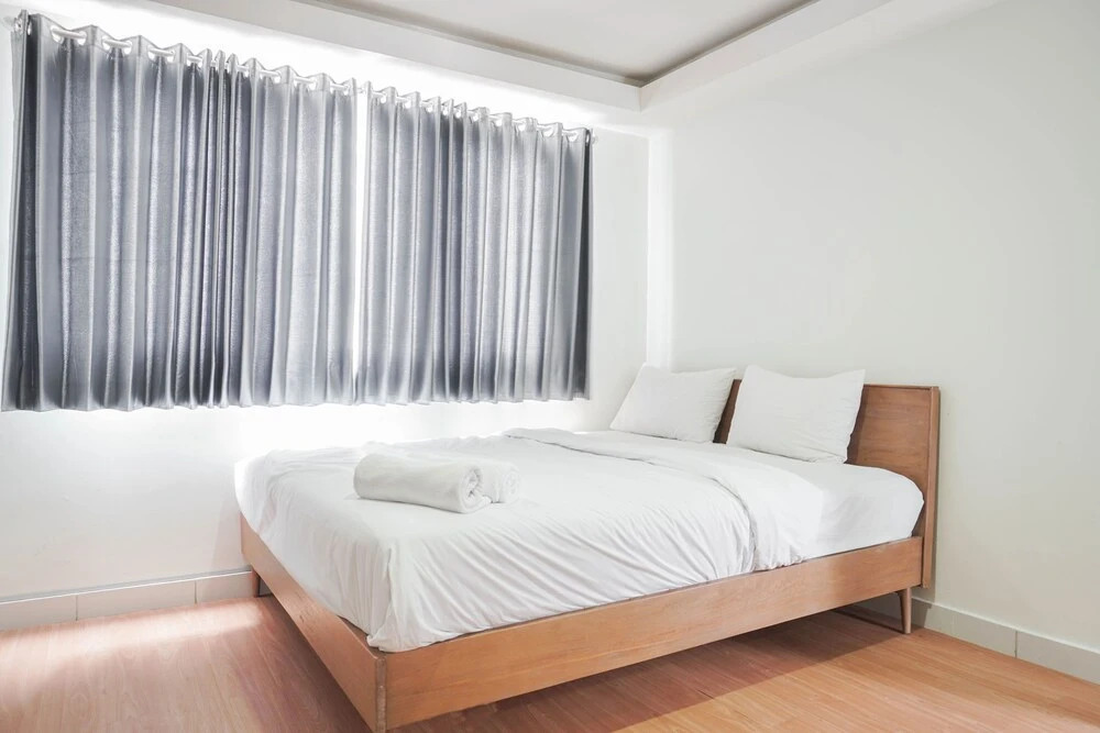 Scenic And Strategic Studio Amethyst Apartment